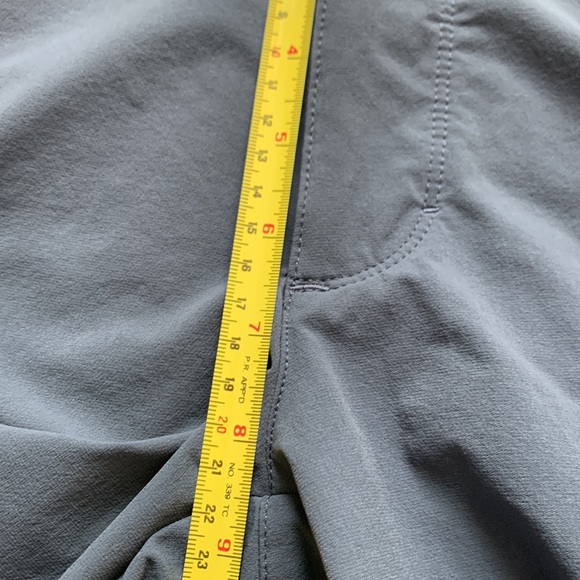 LL Bean Stretch Explorer shorts size 6 - Picture 8 of 14